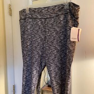 Jockey Sport Active Capri, NWT